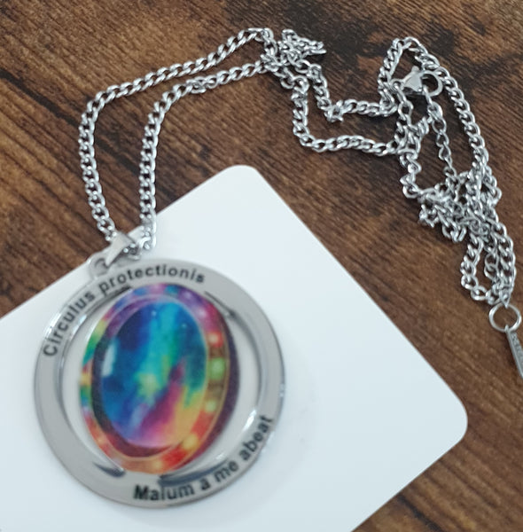 Schutz Amulett personifiziert